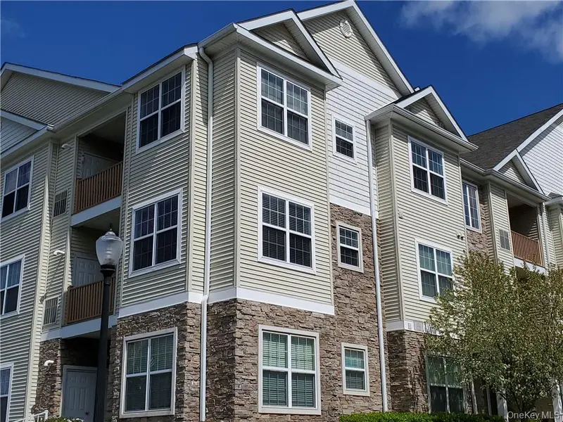 934 Tower Ridge CIR, Middletown, NY 10941