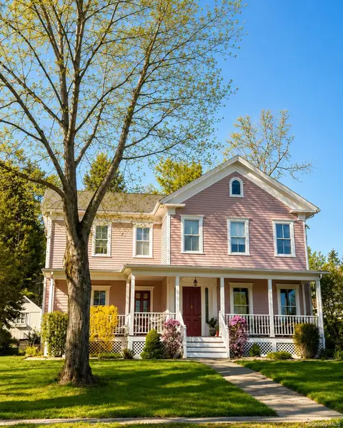 28 Simmons ST, Millerton, NY 12546