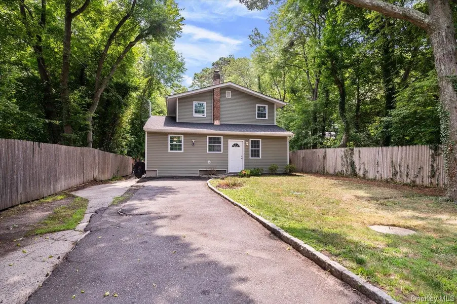 1241 Connetquot AVE, Central Islip, NY 11722