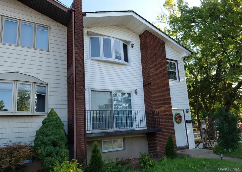 271 Leverett AVE, Staten Island, NY 10308