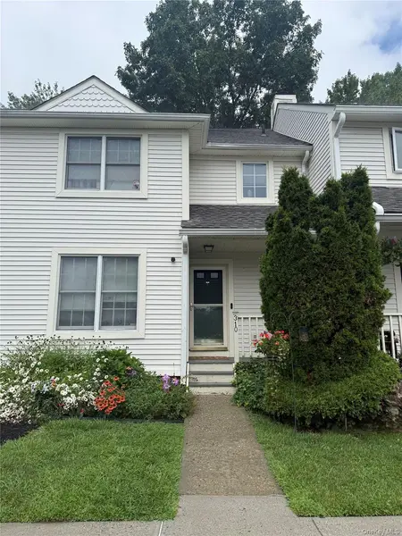 310 Cornwall Meadows LN, Patterson, NY 12563
