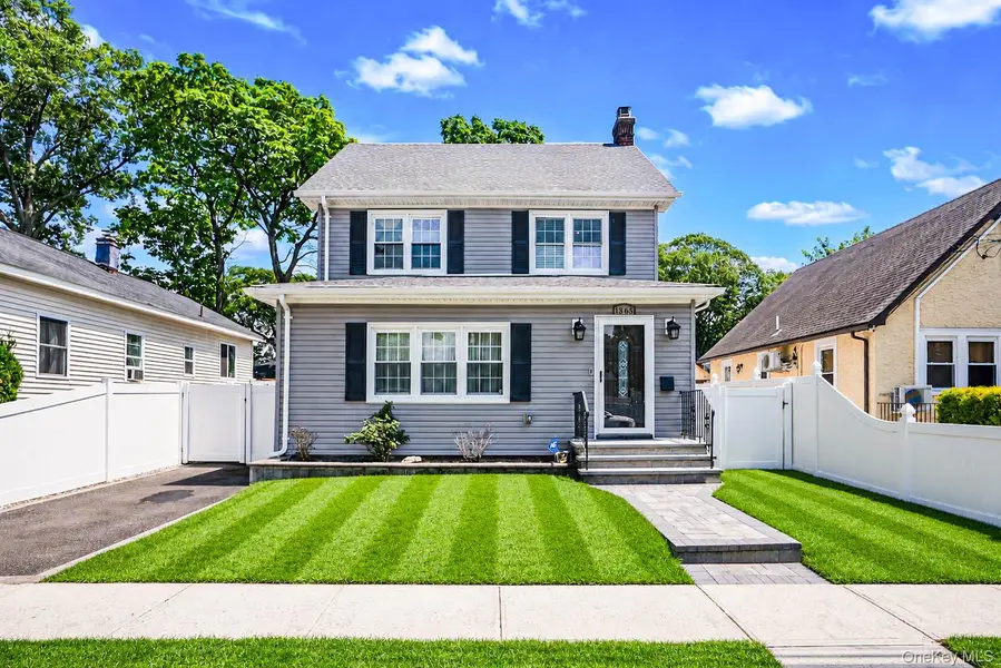 1365 Langdon BLVD, Rockville Centre, NY 11570