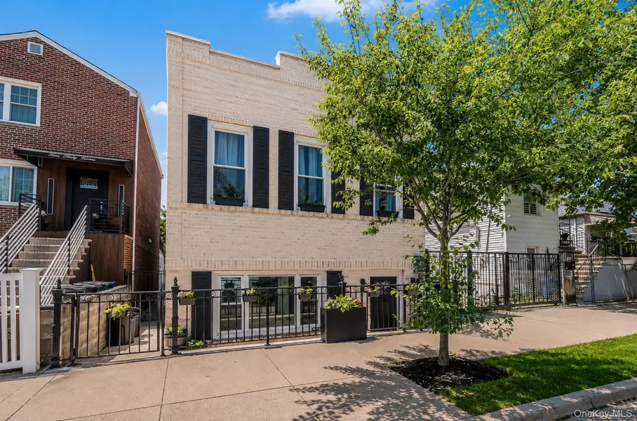 269 Swinton AVE, Bronx, NY 10465
