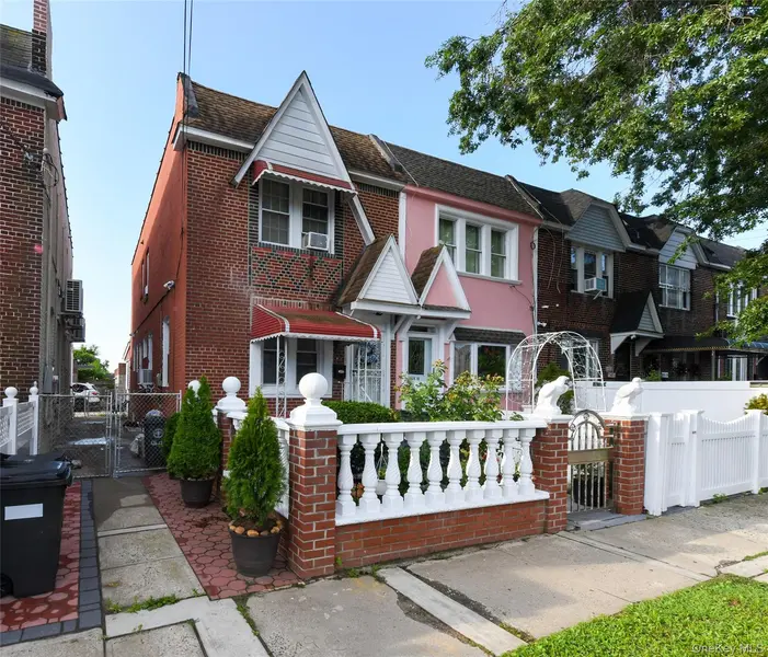 126-12 116th AVE, South Ozone Park, NY 11420