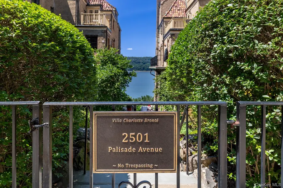 2501 Palisade AVE #C1, Bronx, NY 10463