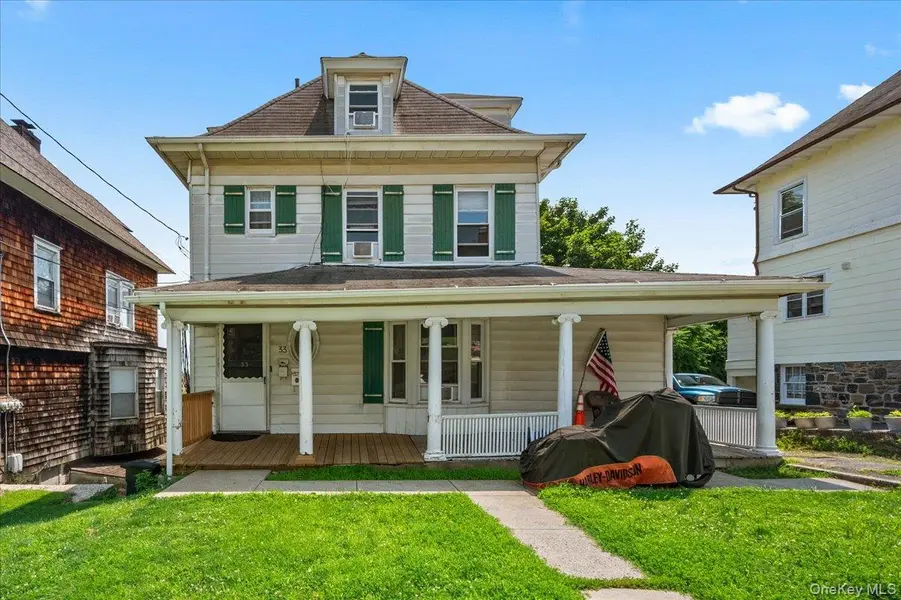 33 Soundview ST, Port Chester, NY 10573