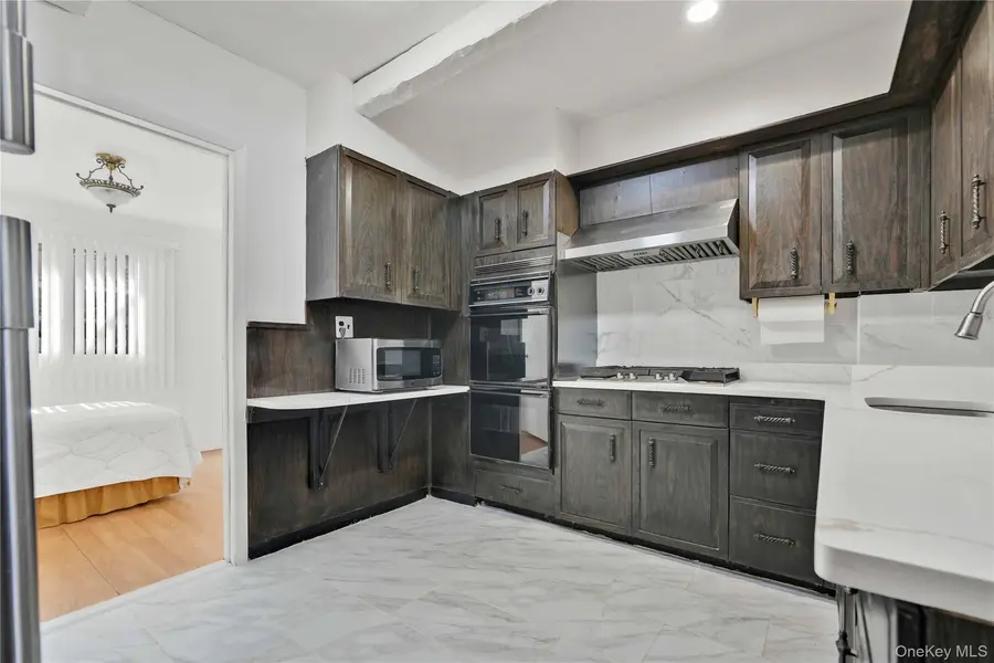 10762 106th ST, Ozone Park, NY 11417