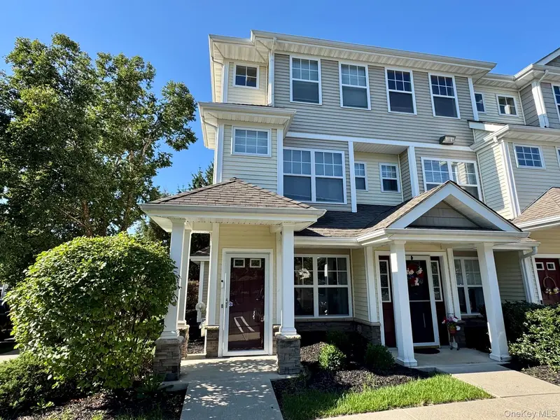 25 Fairways DR #5, Middletown, NY 10940
