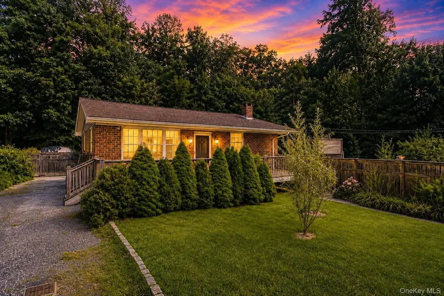 7 Brayton RD, Carmel, NY 10512