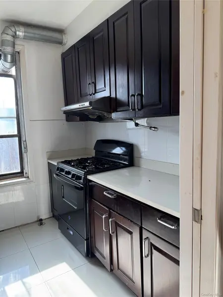 2925 Matthews AVE #6H, Bronx, NY 10467