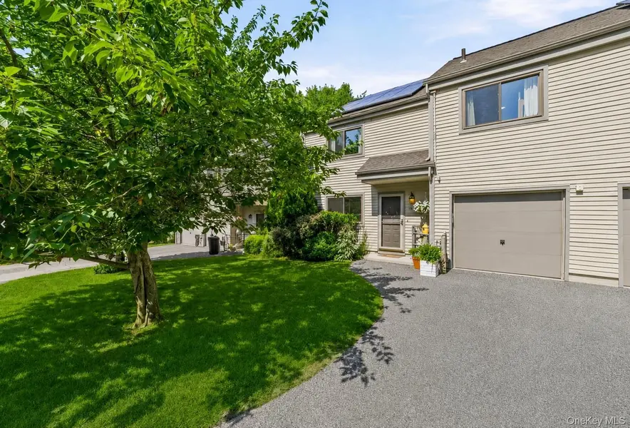 1103 Hunters RUN, Dobbs Ferry, NY 10522