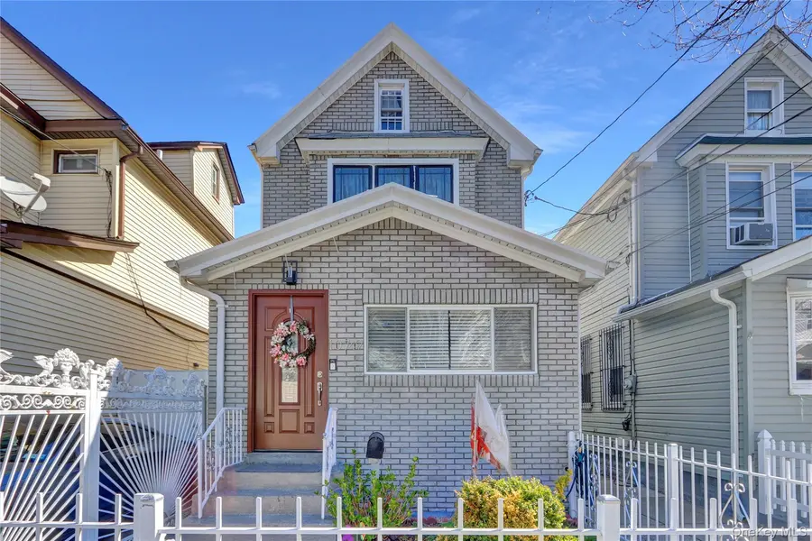 10749 117th ST, Richmond Hill, NY 11419