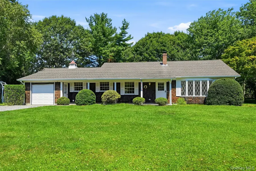 395 Uhl LN, Orient, NY 11957