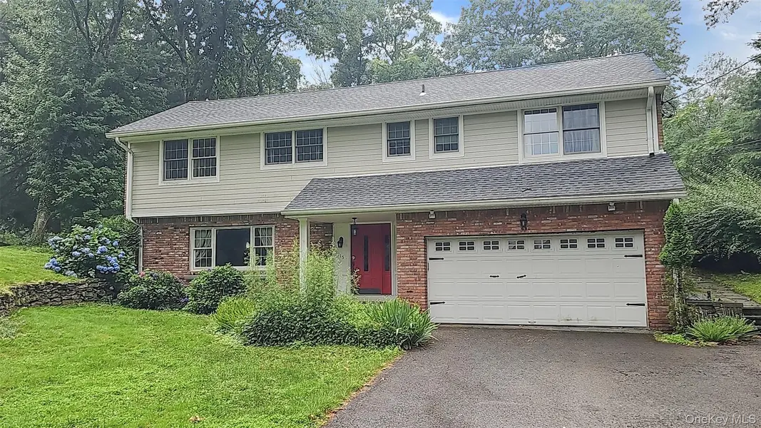 115 Park LN, West Harrison, NY 10604