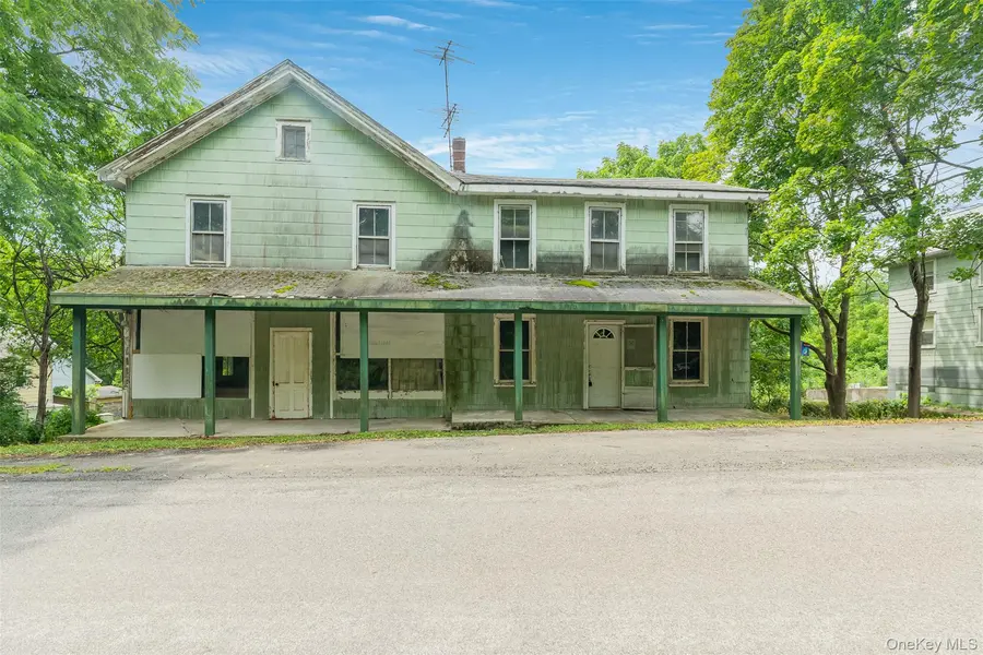 50 Maple ST, Catskill, NY 12414