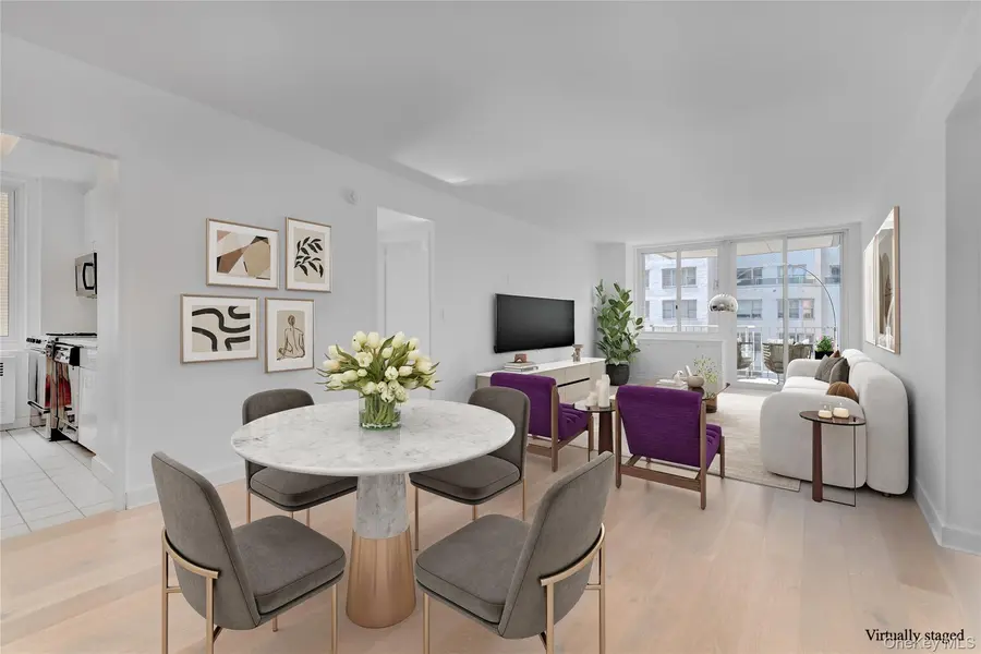 220 E 65th ST #11C, New York (manhattan), NY 10065