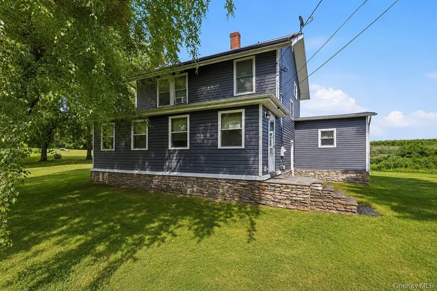740-742 Lattintown RD, Milton, NY 12547