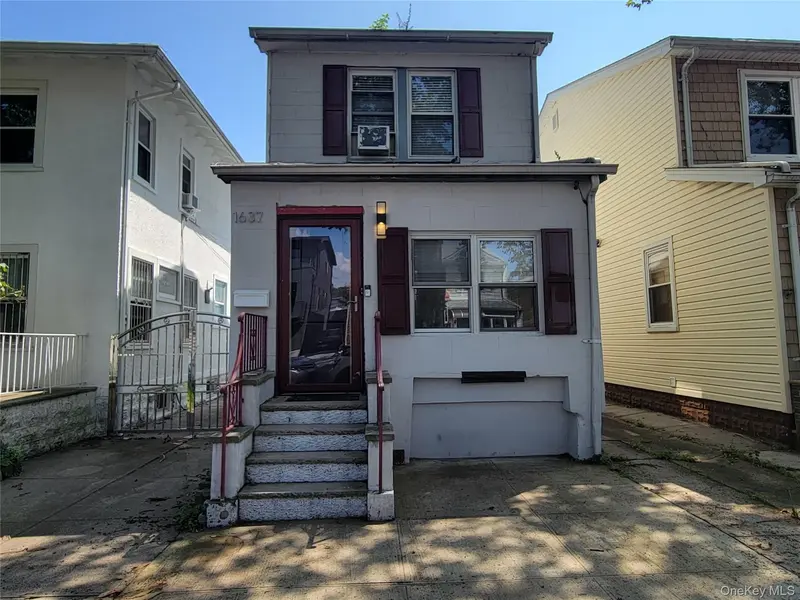 1637 W 2nd ST, Brooklyn, NY 11223