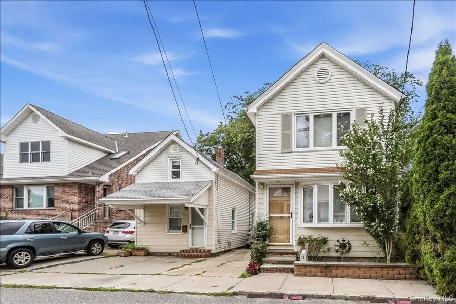 27 &  31 Kennedy RD, East Hills, NY 11577