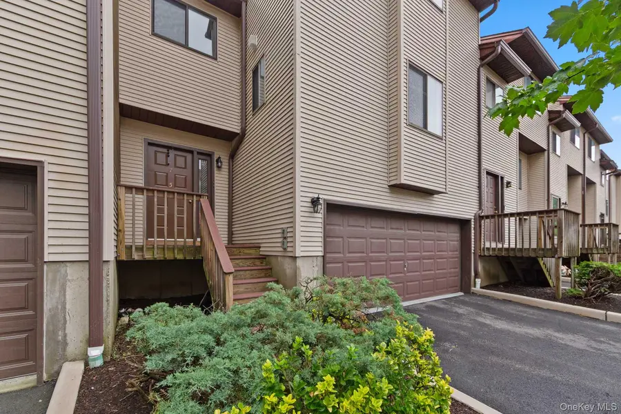 5 Kings CT, Nanuet, NY 10954