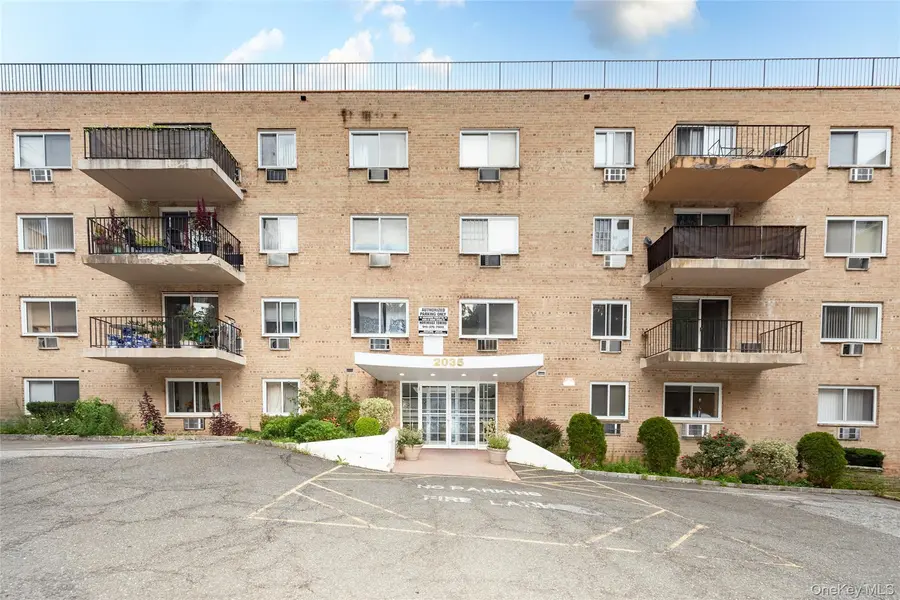 2035 Central Park AVE #AA4, Yonkers, NY 10710