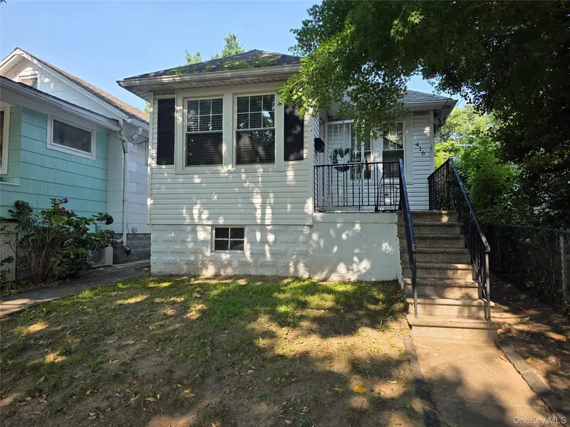 416 Minnieford AVE, Bronx, NY 10464
