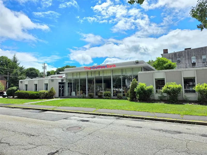 5 S Broome ST, Port Jervis, NY 12771