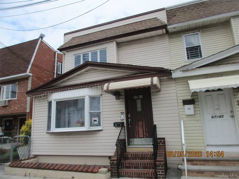 67-43 79th ST, Middle Village, NY 11379