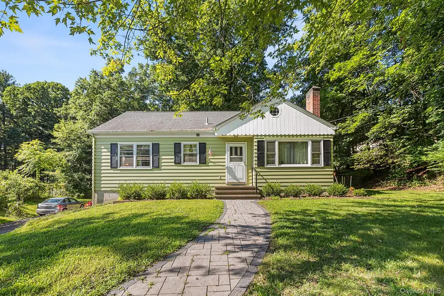 46 Hillis TER, Poughkeepsie, NY 12603