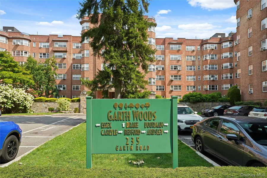 235 Garth RD #E1G, Scarsdale, NY 10583
