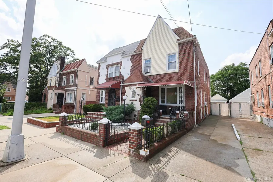 13446 229th ST, Laurelton, NY 11413