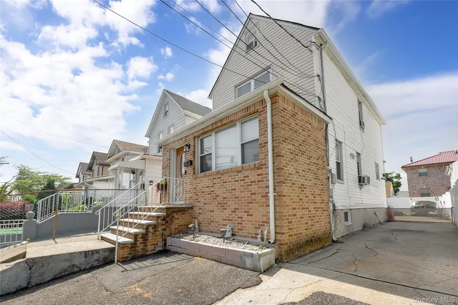 12311 115th AVE, South Ozone Park, NY 11420