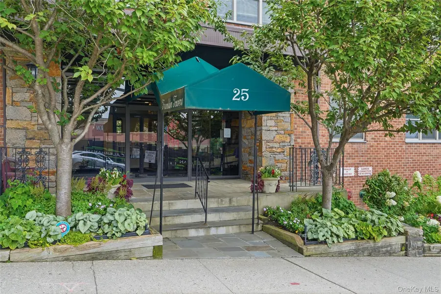 25 Franklin AVE #6D, White Plains, NY 10601