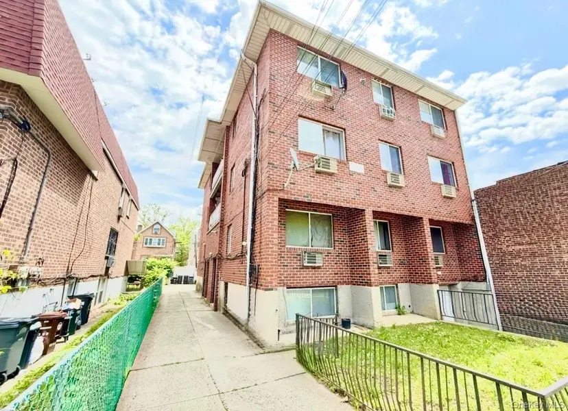 43-65 156th ST, Flushing, NY 11355