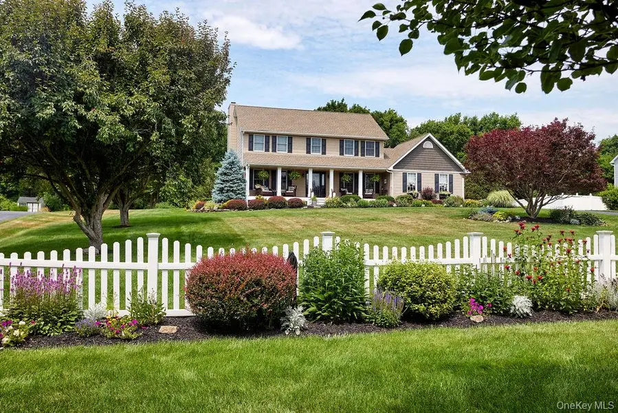 117 Moonlight DR, Stormville, NY 12582