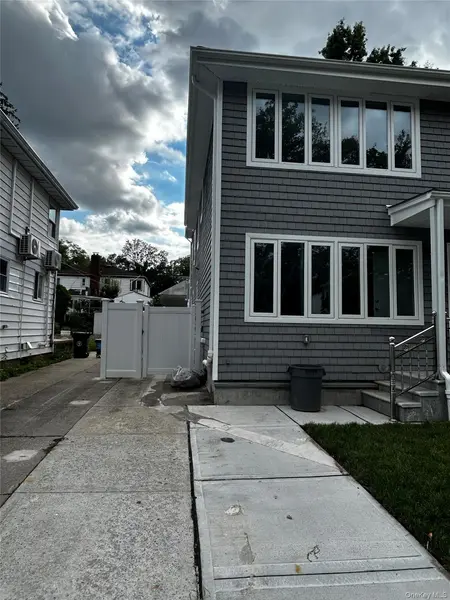 6446 217th ST #1st Fl+Basement, Oakland Gardens, NY 11364