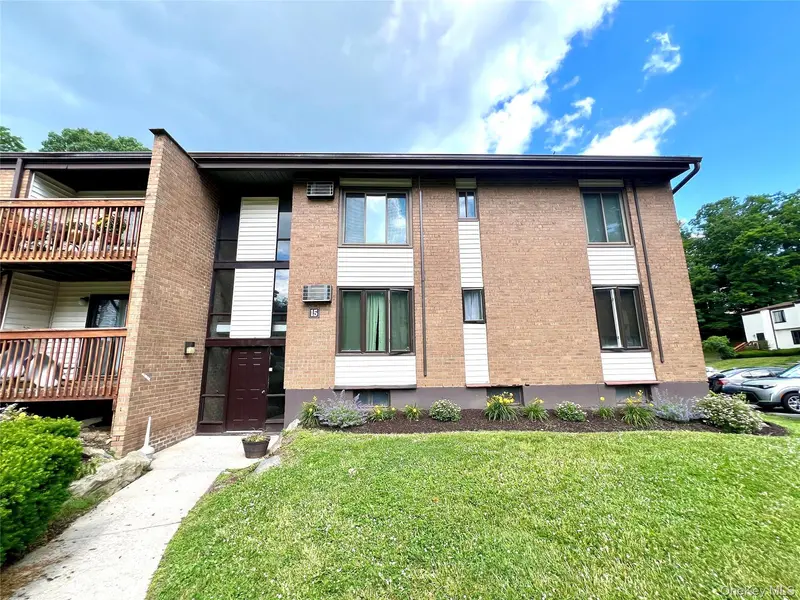3 Hook RD #15A, Poughkeepsie, NY 12601