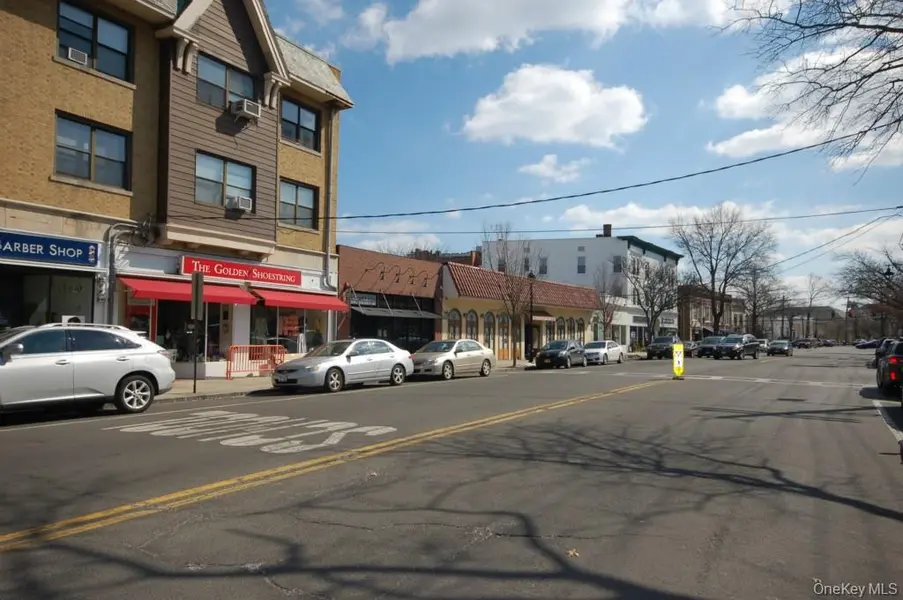 157 Larchmont AVE #Storefront, Larchmont, NY 10538