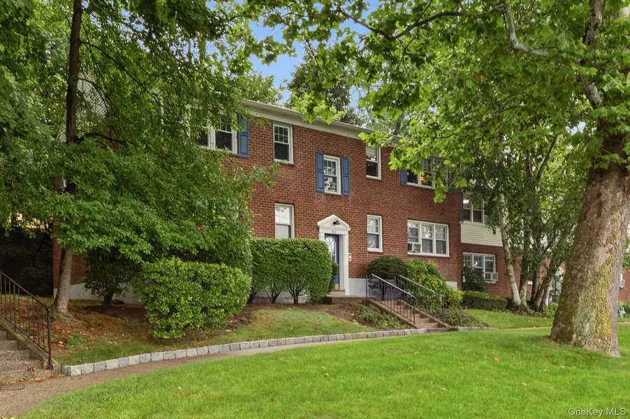 154 Underhill AVE #2A, West Harrison, NY 10604
