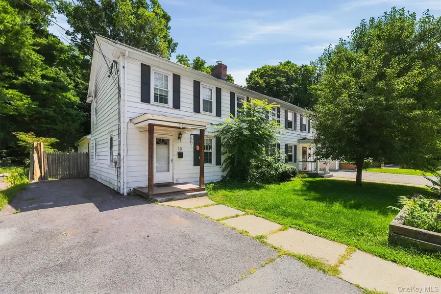 10 Dutchess AVE, Wappingers Falls, NY 12590