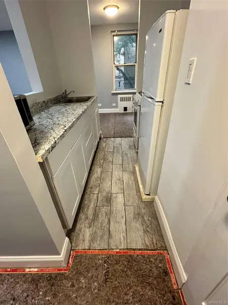2385 Barker AVE #2B, Bronx, NY 10467