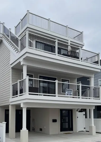 101 Wisconsin ST, Long Beach, NY 11561