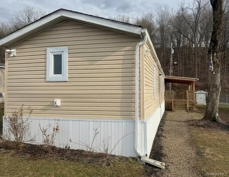567 Sheafe RD #10, Wappingers Falls, NY 12590