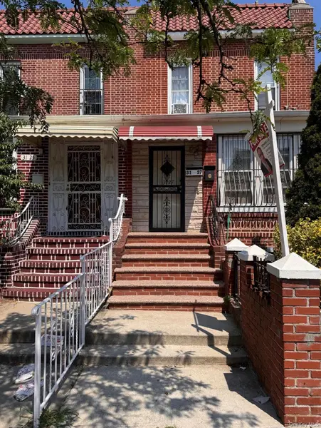3127 84th ST, East Elmhurst, NY 11370