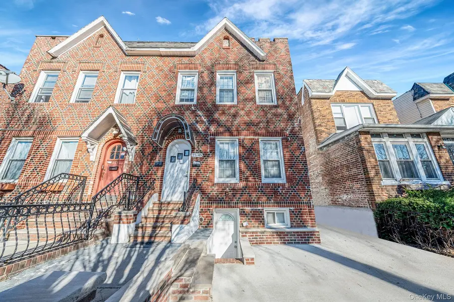 2545 98th ST, East Elmhurst, NY 11369