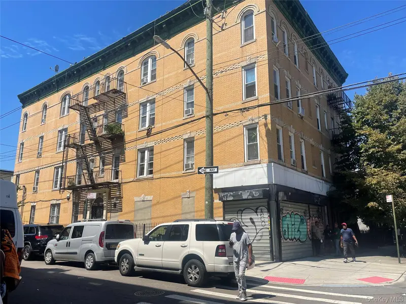 380 Crescent ST, Brooklyn, NY 11208