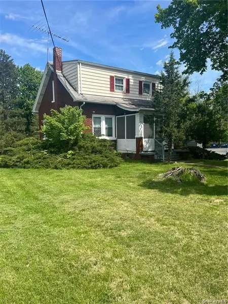 25 Forester AVE, Warwick, NY 10990