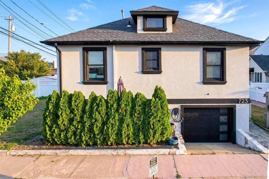 723 W Olive ST, Long Beach, NY 11561