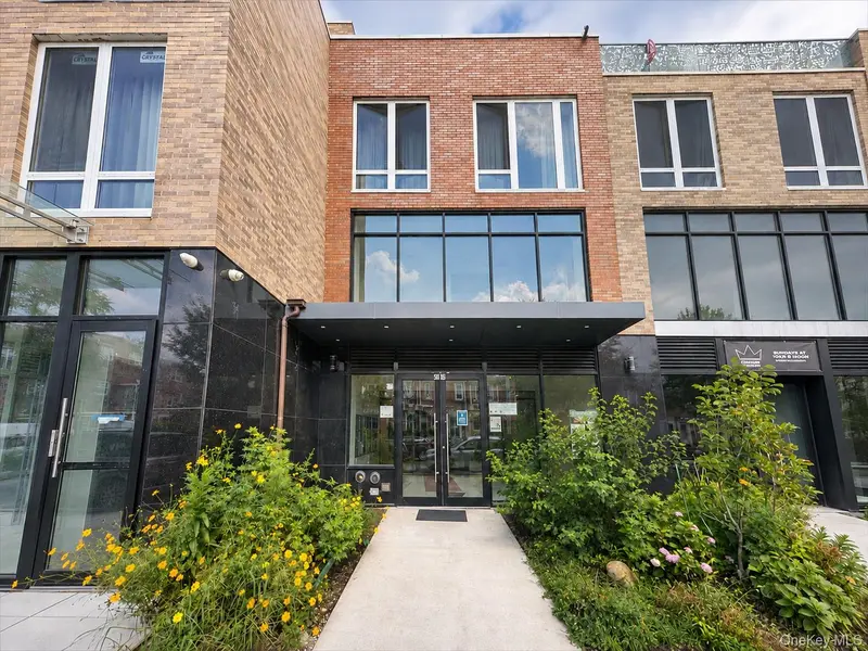 5602 31st AVE #2A, Woodside, NY 11377