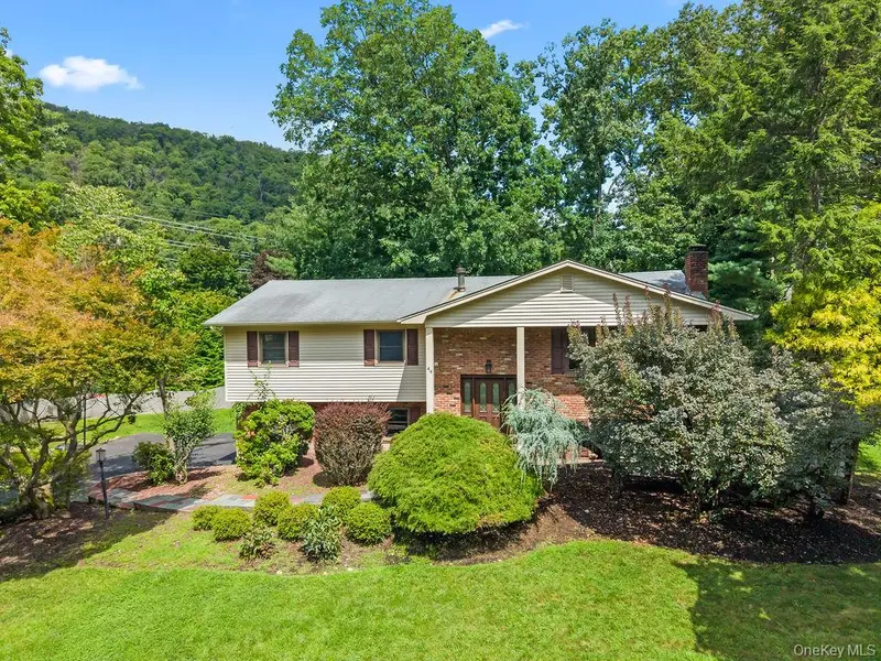 44 Palisades CT, Pomona, NY 10970